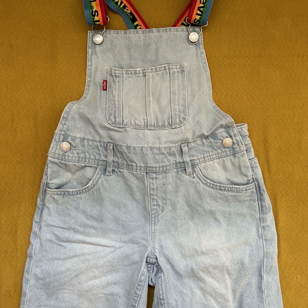 NWOT Levi's Light Blue Denim Shortall